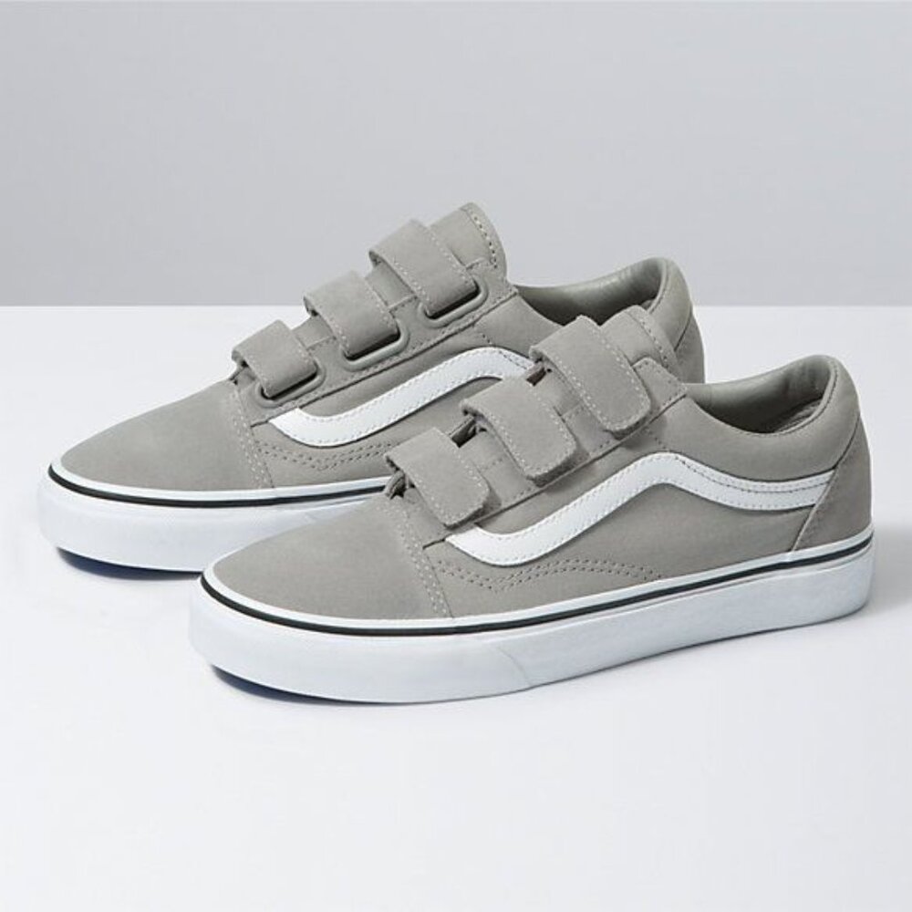 Vans Old Skool V Shoes SZ 4.5 Men/Big Kids Grey Suede/Canvas EUC
